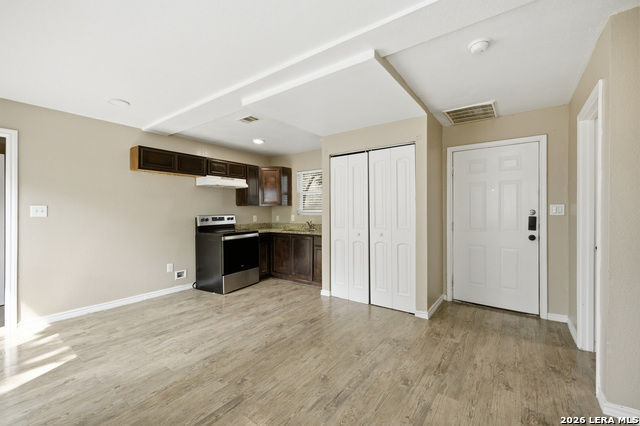 Image 23 of 27 For 1033 Rivas  