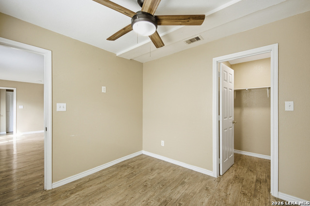 Image 26 of 27 For 1033 Rivas  