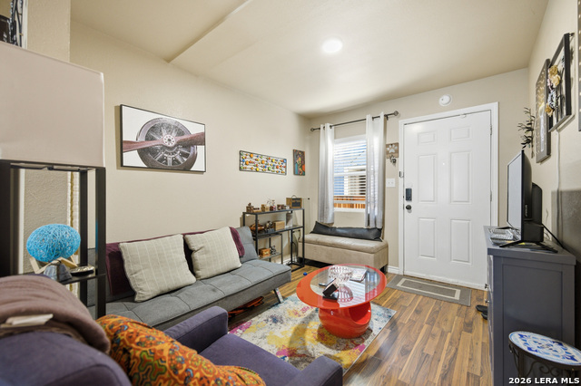 Image 8 of 27 For 1033 Rivas  