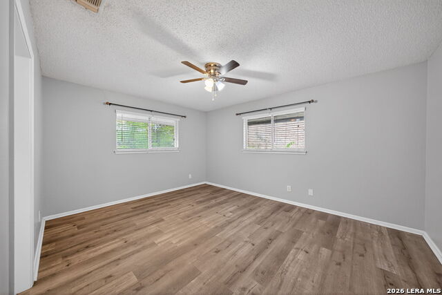 Image 21 of 35 For 3743 Newrock Dr