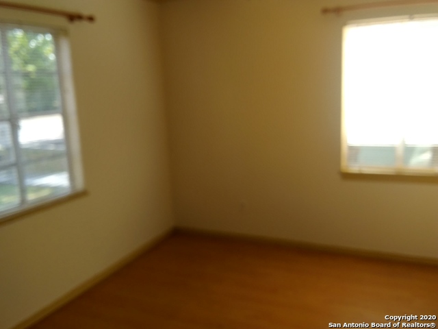 Image 13 of 14 For 805 Eleanor Ave  B