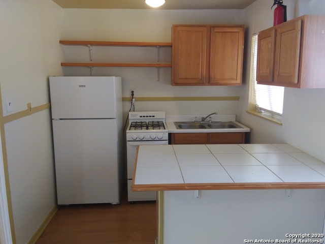 Image 5 of 14 For 805 Eleanor Ave  B