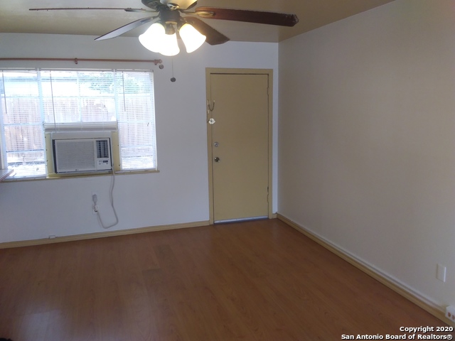 Image 7 of 14 For 805 Eleanor Ave  B