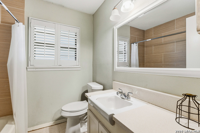 Image 10 of 17 For 139 Verdant St