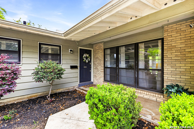 Image 2 of 17 For 139 Verdant St