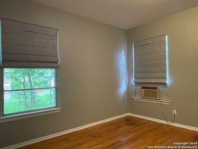 Image 20 of 24 For 138 Shady Rill