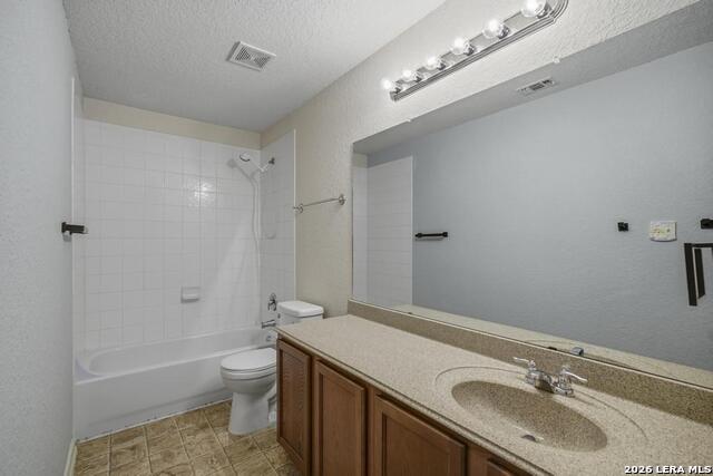 Image 26 of 33 For 2102 Red Rock Crossing