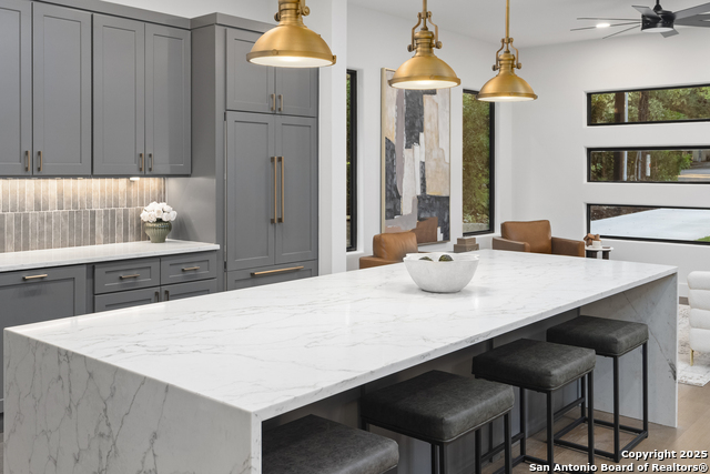 Image 13 of 35 For 434 College Blvd