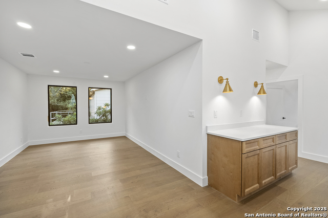 Image 29 of 35 For 434 College Blvd