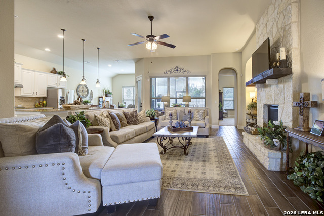 Image 5 of 34 For 1180 Nutmeg Trl