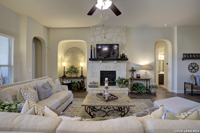 Image 6 of 34 For 1180 Nutmeg Trl