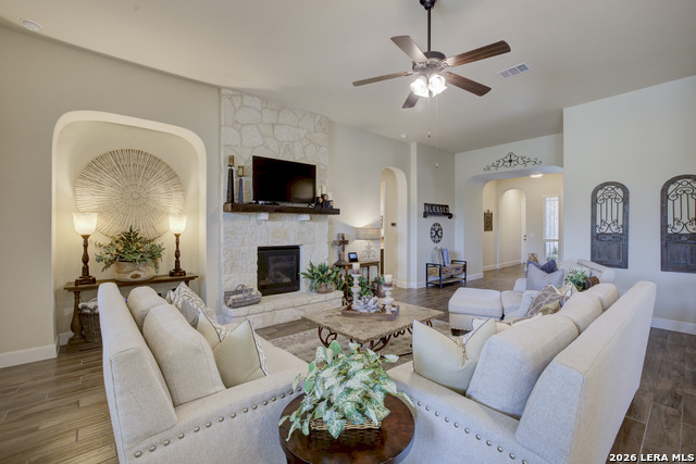 Image 7 of 34 For 1180 Nutmeg Trl