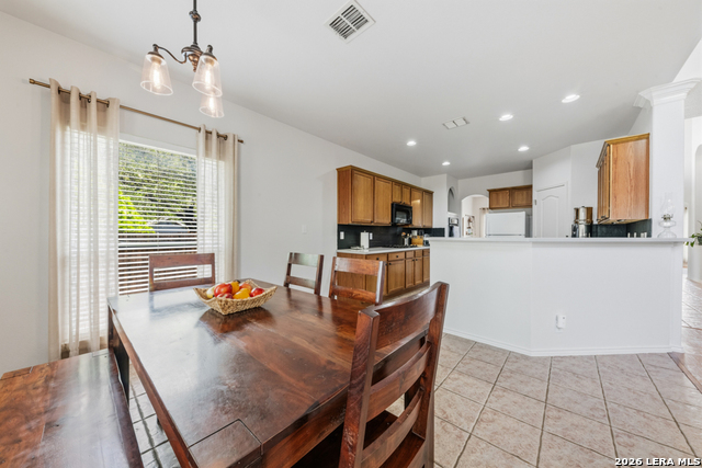 Image 15 of 47 For 1788 Oakmont Cir