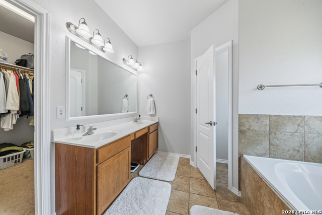 Image 22 of 47 For 1788 Oakmont Cir