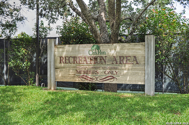 Image 41 of 47 For 1788 Oakmont Cir