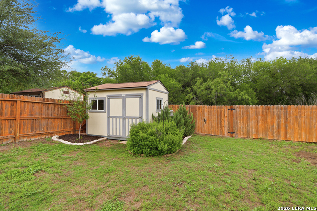 Image 29 of 37 For 1310 Oriole  