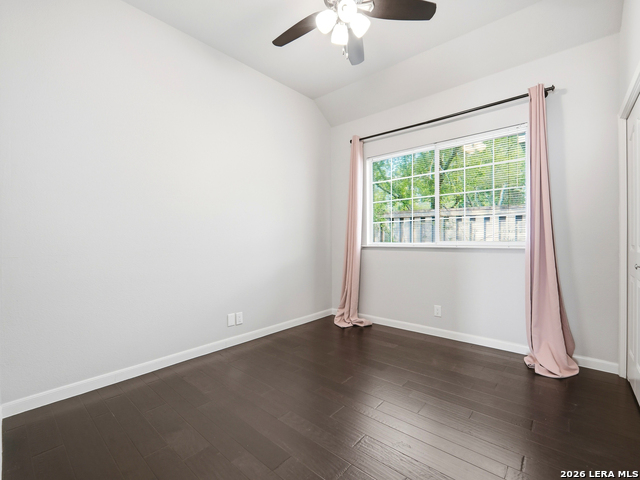 Image 20 of 43 For 8543 Northview Pass