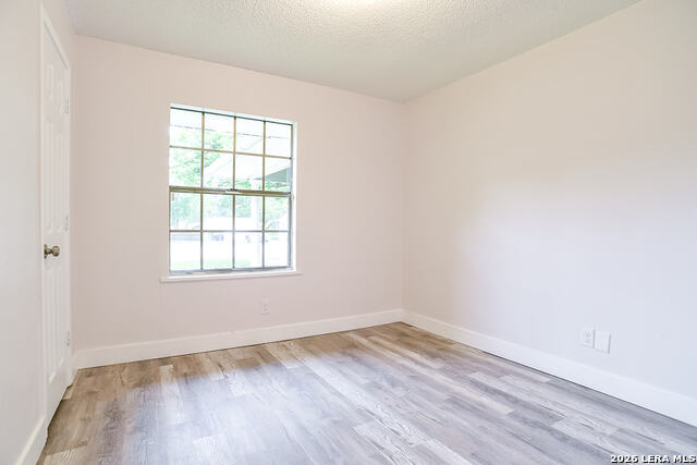 Image 12 of 24 For 1225 Coll W