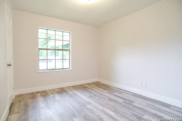 Image 14 of 24 For 1225 Coll W