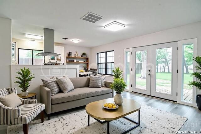 Image 2 of 24 For 1225 Coll W