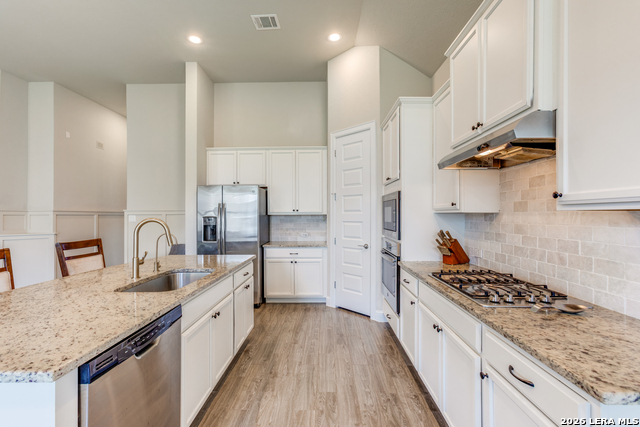 Listing photo id 10 for 17125 Casanova