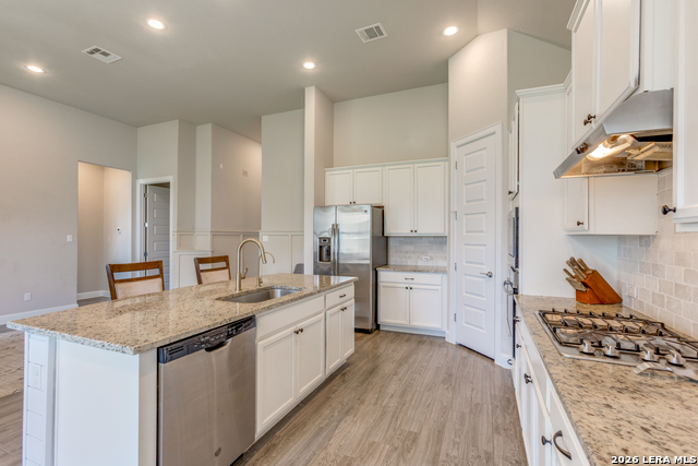 Listing photo id 11 for 17125 Casanova