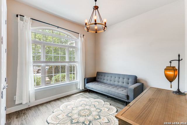 Listing photo id 16 for 17125 Casanova