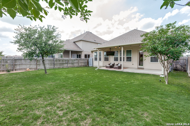 Listing photo id 32 for 17125 Casanova