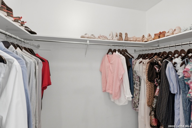 Image 16 of 25 For 10635 Janet Lee Dr