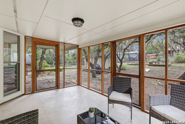 Image 22 of 25 For 10635 Janet Lee Dr