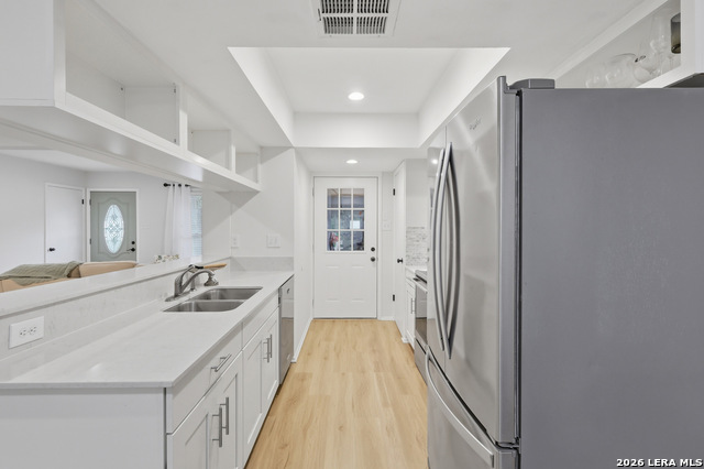 Image 7 of 25 For 10635 Janet Lee Dr