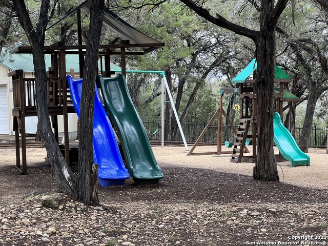 Listing photo id 10 for Lot 3 Forest Breeze Dr