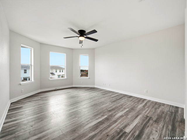 Image 14 of 29 For 8606 Still Moon