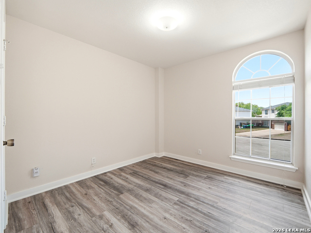 Image 19 of 29 For 8606 Still Moon