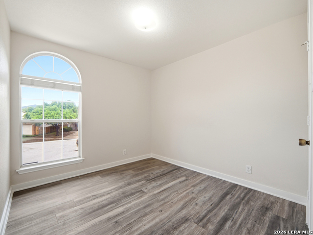 Image 21 of 29 For 8606 Still Moon