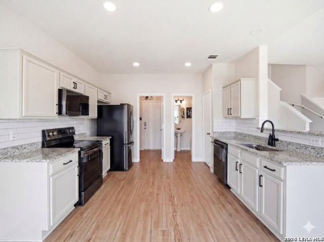 Image 9 of 29 For 8606 Still Moon