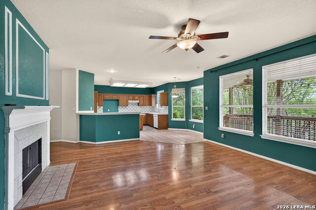 Image 12 of 48 For 21007 La Pena