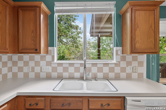 Image 21 of 48 For 21007 La Pena