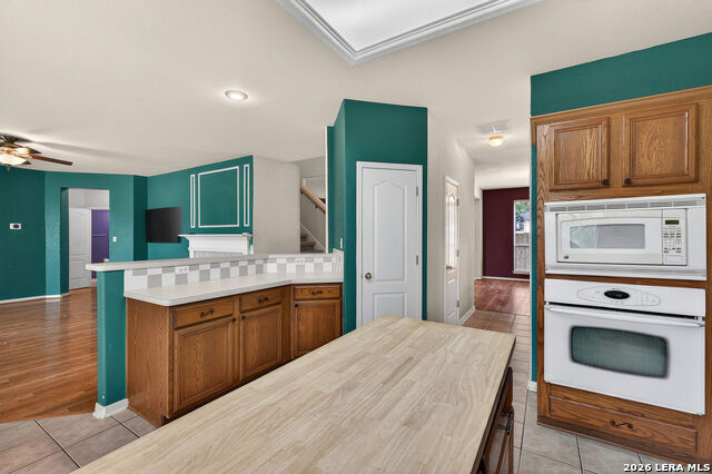 Image 23 of 48 For 21007 La Pena