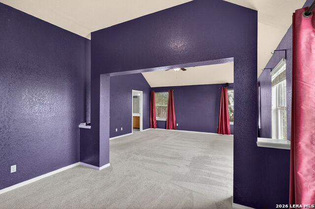 Image 28 of 48 For 21007 La Pena