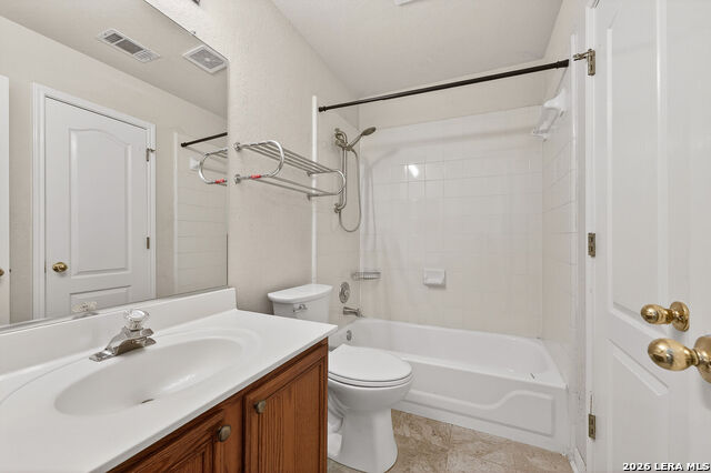 Image 40 of 48 For 21007 La Pena