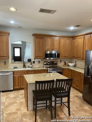 Image 3 of 7 For 2314 Cardigan Hl