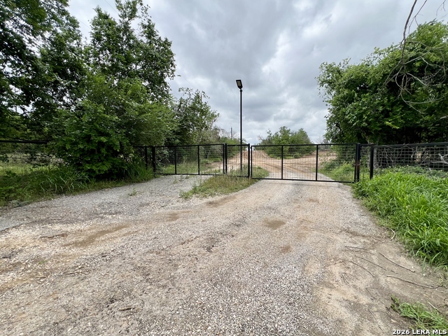 Image 14 of 27 For 1436 Fm 2537