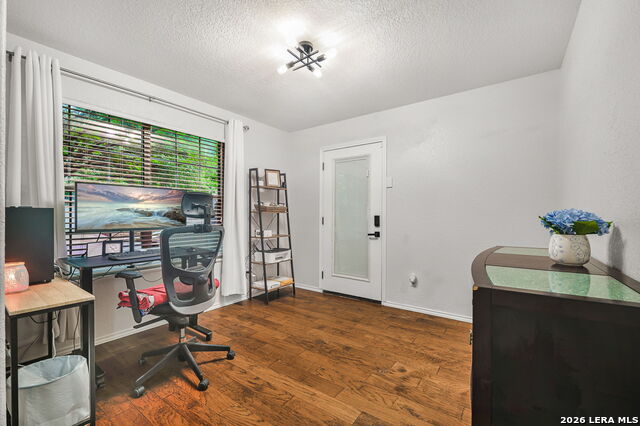 Image 2 of 24 For 9114 Laguna Rio