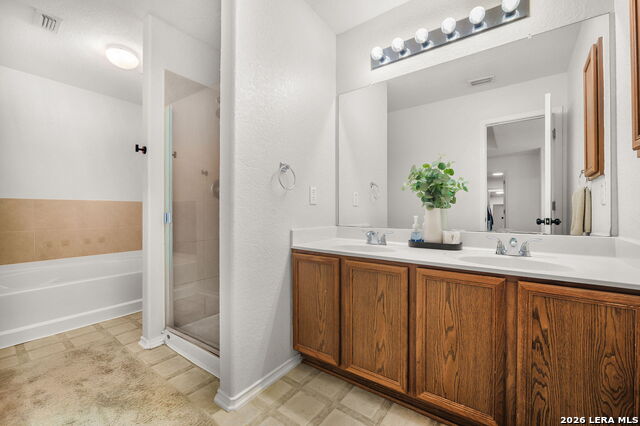 Image 20 of 24 For 9114 Laguna Rio