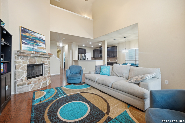 Image 11 of 29 For 313 Brook Shadow