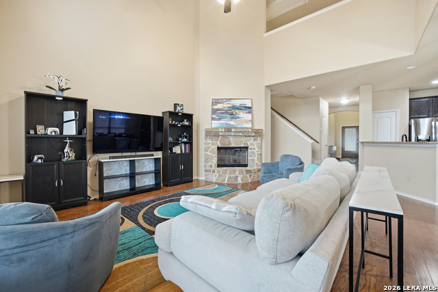 Image 12 of 29 For 313 Brook Shadow