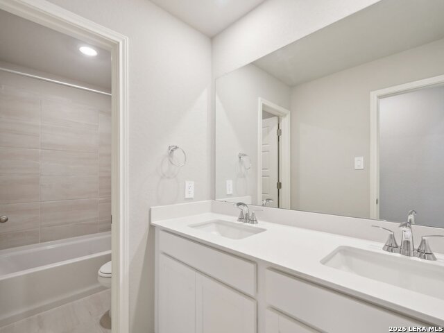 Image 17 of 26 For 6511 Queen Carol