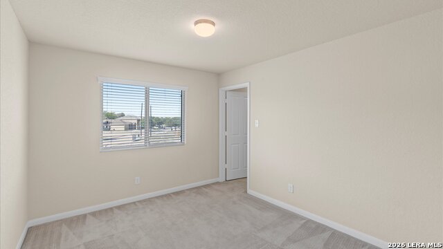 Image 28 of 37 For 6847 Fort Bnd