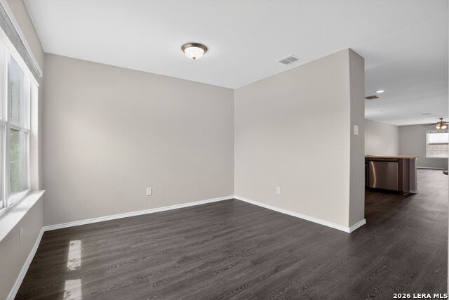 Image 6 of 29 For 7519 Twin Pine Ct